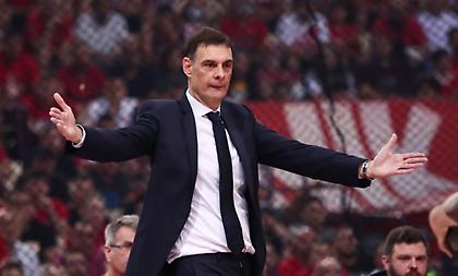 Στιγμιότυπα από την προπόνηση του Ολυμπιακού στο βοηθητικό του ΣΕΦ