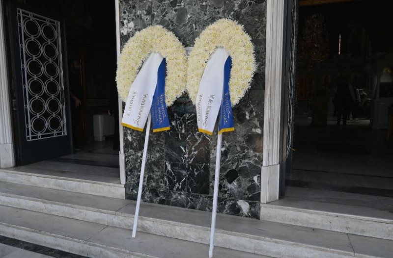 Το τελευταίο αντίο στην 19χρονη ναυτική δόκιμο