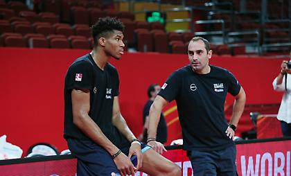 Καλαμπόκης στο sport-fm.gr: «Ιδανικές συγκυρίες για επιτυχία της Εθνικής-Πιο έτοιμος ο Γιάννης»