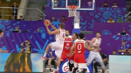 Αδιανόητο καλάθι από τον Βεζένκοφ!