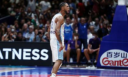 Η επιβλητική εμφάνιση του «καυτού» Ντόρσεϊ με την Ιταλία!