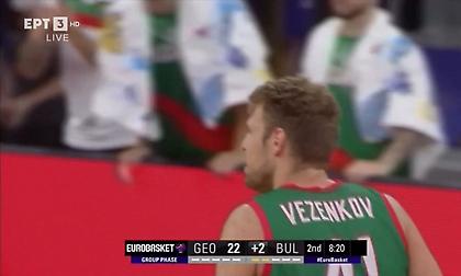 Εξαιρετικός ο Βεζένκοφ και στις δύο μεριές του παρκέ