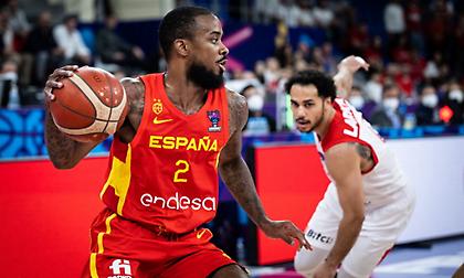 Λύγισε την Τουρκία σε ματς-θρίλερ και πήρε την πρωτιά η Ισπανία