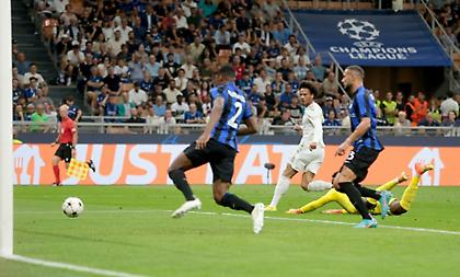 3ος όμιλος: Χαλαρό πέρασμα από το Μιλάνο για την Μπάγερν, 5άρα με τριπλό Λεβαντόφσκι η Μπαρτσελόνα!