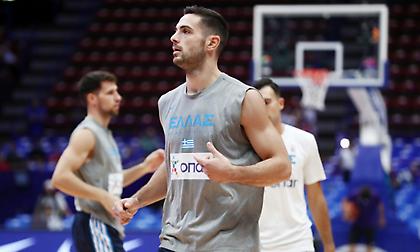 Επικός Παπαπέτρου για Γιάννη: «Σήκω και πάτα το - Μια χαρά είναι»