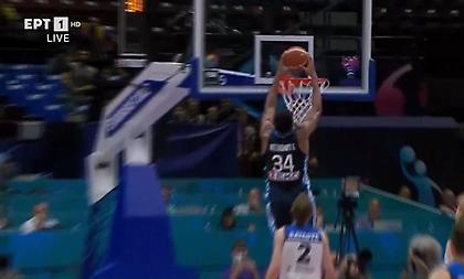 Εντυπωσιακή τάπα ο Κώστας και κάρφωμα από τον Γιάννη Αντετοκούνμπο!