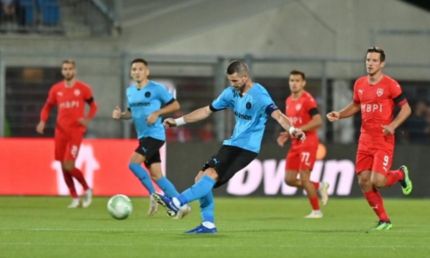 Βαντούζ-Απόλλων Λεμεσού: 0-0, Γουέστ Χαμ-Στεάουα: 3-1