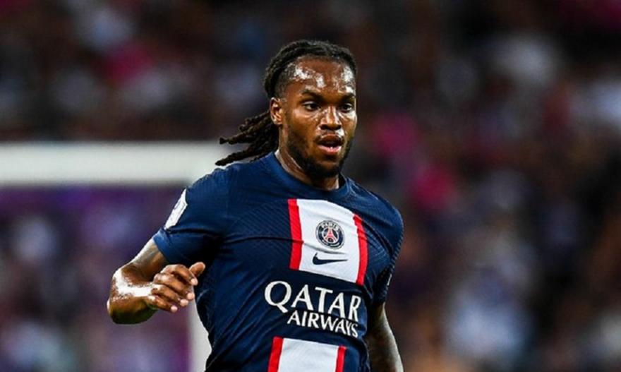 Παρί: Νοκ άουτ ο Ρενάτο Σάντσες