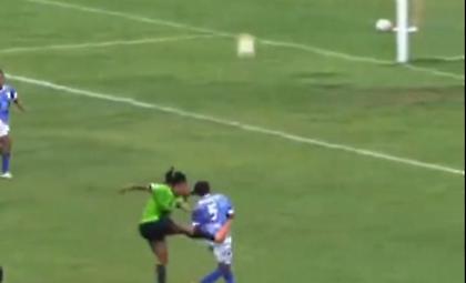 Γκολάρα με ασύλληπτο βολέ από Γκανέζα παίκτρια, γερή υποψηφιότητα για το κορυφαίο τέρμα της χρονιάς!