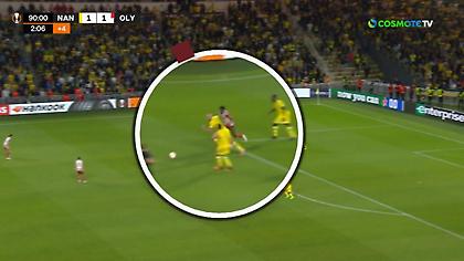 Η φάση με τον Καμαρά για την οποία διαμαρτύρεται ο Ολυμπιακός