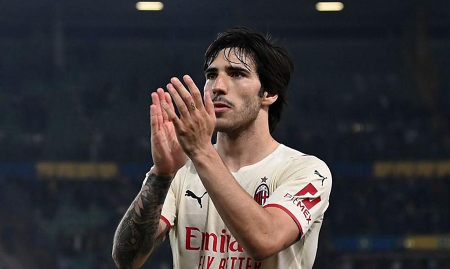 Μίλαν: «Δένει» Τονάλι ως το 2027