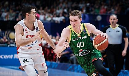 Αγωνία για Γκριγκόνις, γύρισε τον αστράγαλο και αποχώρησε από το παρκέ!