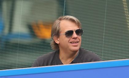 Ο Μπόελι σε μίτινγκ με τον Τούχελ τον ρώτησε γιατί δεν χρησιμοποιεί το… 4-4-3!