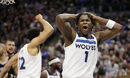 Ομοφοβική ατάκα και δημόσια απολογία από Άντονι Έντουαρντς