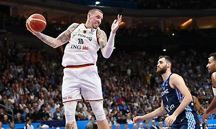 Έφτιαξε διψήφια διαφορά στην τρίτη περίοδο η Γερμανία