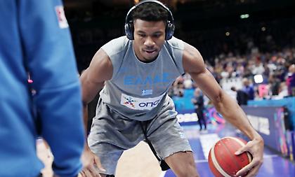 «Νομπελίστες οι Γκάλης και Αντετοκούνμπο»: Το επικό, μπασκετικό ποστάρισμα εκδοτικού οίκου