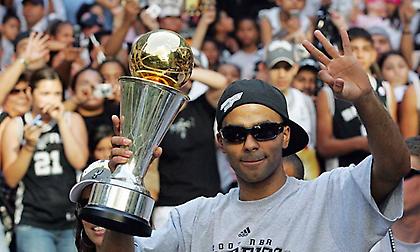 Πανζουρλισμός στην επόμενη τάξη του Hall Of Fame – Γουέιντ, Πάρκερ, Νοβίτσκι και Γκασόλ διαθέσιμοι!