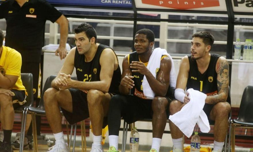 Τρεις τραυματίες η ΑΕΚ από το φιλικό με ΠΑΟΚ