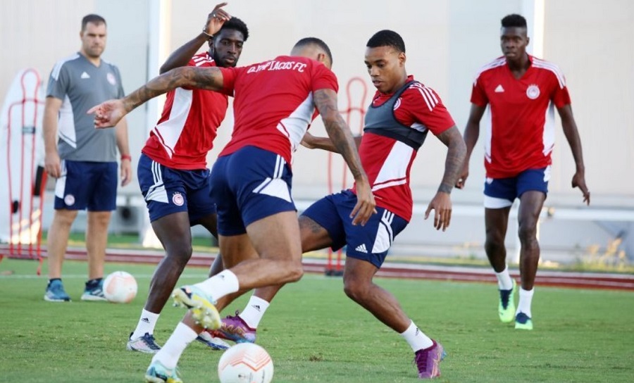 Ολυμπιακός: Εικόνες από την προπόνηση για Φράιμπουργκ