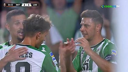 Η ιστορική γκολάρα του 41χρονου Χοακίν!