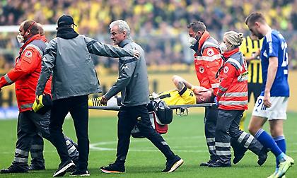 Έντονη ανησυχία για Ρόις: Αποχώρησε κλαίγοντας με φορείο από το ματς!