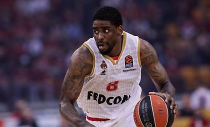 Προπονήθηκε με τους Λέικερς ο Μπέικον