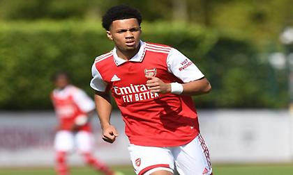 Με τον 15χρονο Νουανέρι η αποστολή της Άρσεναλ απέναντι στη Μπρέντφορντ