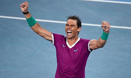 Φόρεσε φανέλα της εθνικής Ισπανίας πριν τον τελικό του Ευρωμπάσκετ ο Ναδάλ