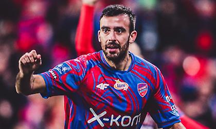 Ξανά στην καλύτερη ενδεκάδα ο Σβάρνας: «Αγοράστε τον από την ΑΕΚ», λένε οι οπαδοί της Ράκοβ