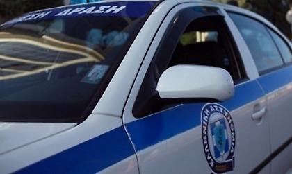 Ένοπλος λήστεψε τράπεζα στο Μοσχάτο - «Χτενίζουν» την περιοχή για τον εντοπισμό του