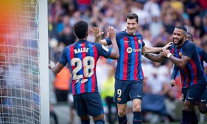 Ο Λεβαντόφσκι ξεπερνά μεγάλους θρύλους της Μπαρτσελόνα και γράφει ιστορία!