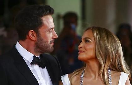 Τζένιφερ Λόπεζ και Μπεν Άφλεκ υπογράφουν συμβόλαιο εκατομμυρίων για ενδεχόμενη απιστία