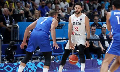 GM Θάντερ: «Φτάσαμε πολύ κοντά σε συμφωνία με τον Μίτσιτς»