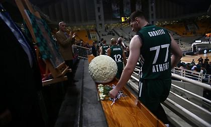Τίμησαν τη μνήμη του Παύλου Γιαννακόπουλου παίκτες και τεχνικό επιτελείο του Παναθηναϊκού