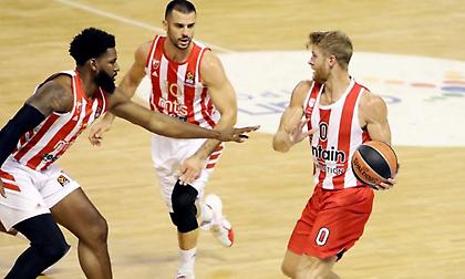 Η απίθανη ασίστ ολόκληρου γηπέδου του Γουόκαπ στον Βεζένκοφ!