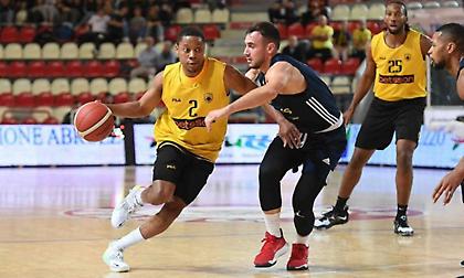 Βελτιώθηκε στο δεύτερο ημίχρονο και λύγισε τη Βερόνα η ΑΕΚ