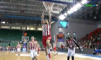 Ο Μπολομπόι έβγαλε την άμυνα και ο Βεζένκοφ κάρφωσε εντυπωσιακά!