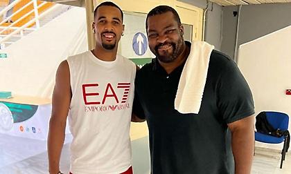 Αποθέωσε Σχορτσανίτη ο Μπράντον Ντέιβις: «Είναι το είδωλό μου!»