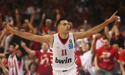 Παίζει στο Σούπερ Καπ με Ολυμπιακό ο Σλούκας!