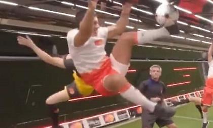 Ο Φίγκο έπαιξε μπάλα σε υψόμετρο 6000 μέτρων και σκόραρε με ψαλιδάκι!