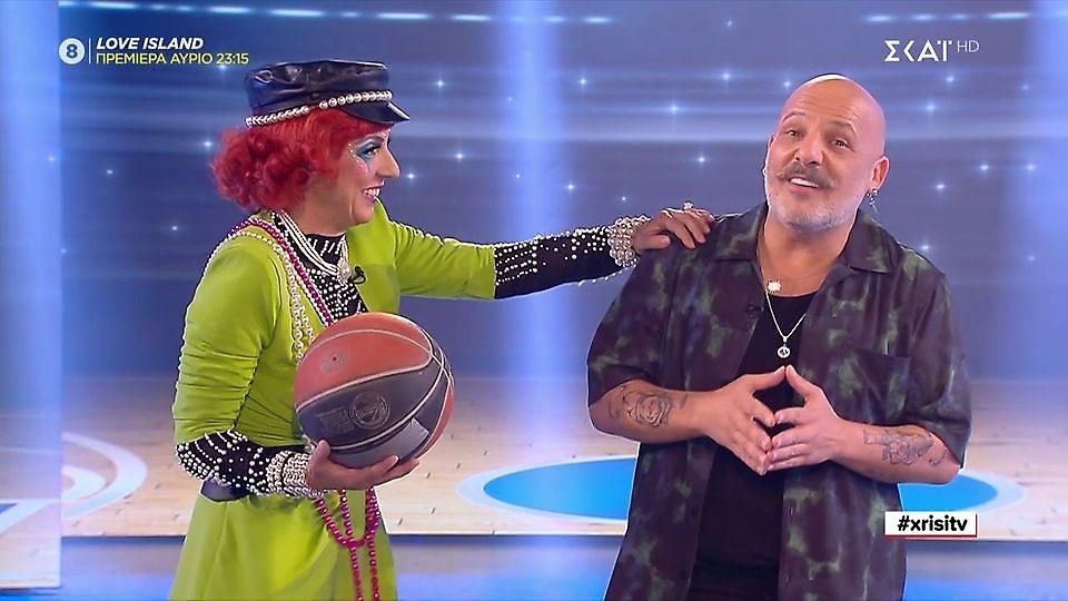 Ο Μουτσινάς προκάλεσε τον Αρναούτογλου σε αγώνα μπάσκετ