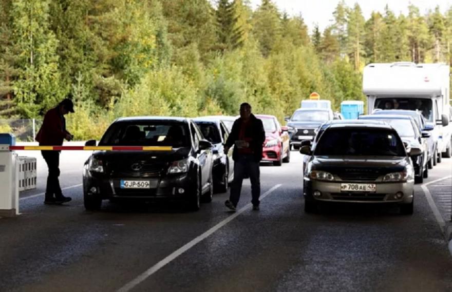 Φινλανδία: Κλείνει τα σύνορα στους Ρώσους τουρίστες