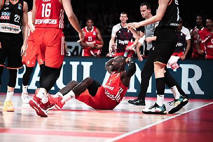 Με το... δεξί στο πρωτάθλημα η Μπάγερν, λύγισε την Ουλμ