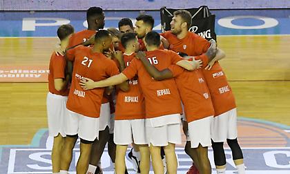 Ζέρβας: «Άλλο ματς με τον Παναθηναϊκό, μπορεί να παίξει καλύτερα από πέρυσι ο Ολυμπιακός»