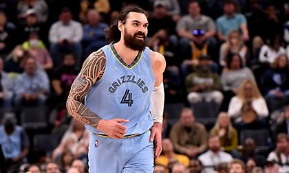 «Έδεσαν» με νέο διετές τον Άνταμς οι Γκρίζλις!