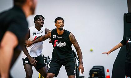 Από το -20 η Βίρτους ανέτρεψε τα δεδομένα κόντρα στη Νάπολι του Αγραβάνη