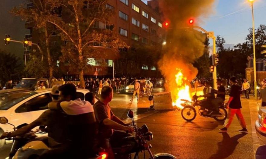 Ιράν: Στους 92 ανέβηκαν οι νεκροί των διαδηλώσεων