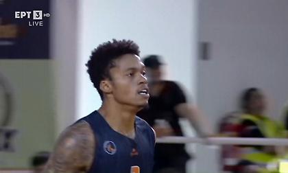 Από το... logo ευστόχησε ο Γιανγκ!