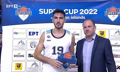 Το βραβείο συμμετοχής δέχθηκε ο Κατσίβελης για λογαριασμό του Κολοσσού