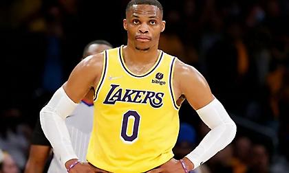 Οι Λέικερς εξετάζουν το ενδεχόμενο ανταλλαγής του Γουέστμπρουκ με προορισμό την Ιντιάνα